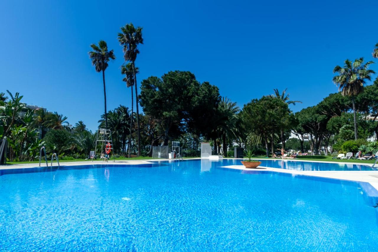 Bird Of Paradise Playas del Duque Banús Suite Apartment Marbella Exterior foto